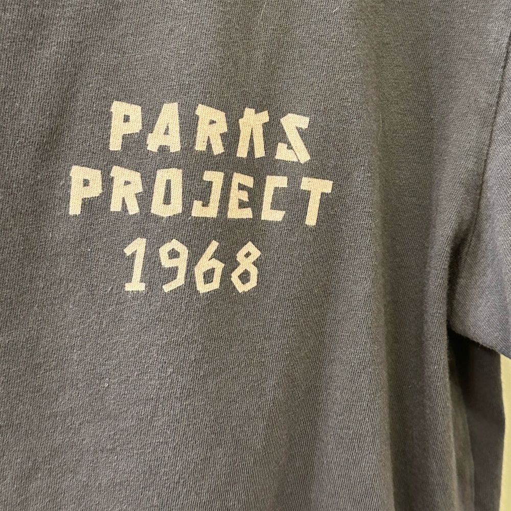 💫Parks Project Women’s 1968 All Parks Boxy Tee, Dark Gray, XS, Gently Worn - Picture 6 of 15